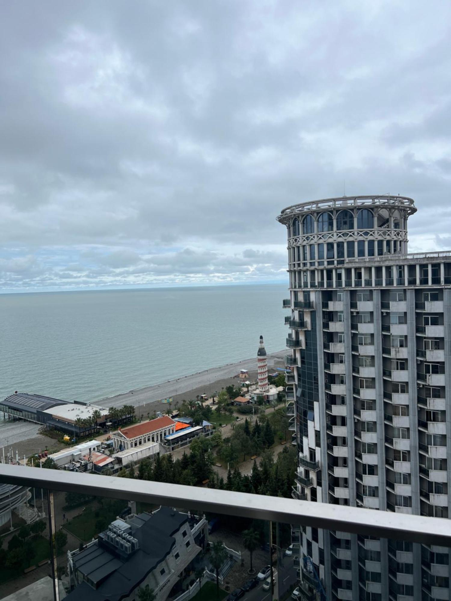 Orbi Sea Towers Batumi Appartement Buitenkant foto